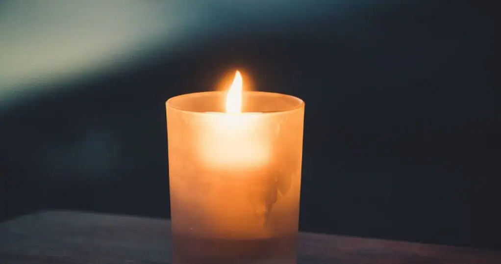 single votive candle